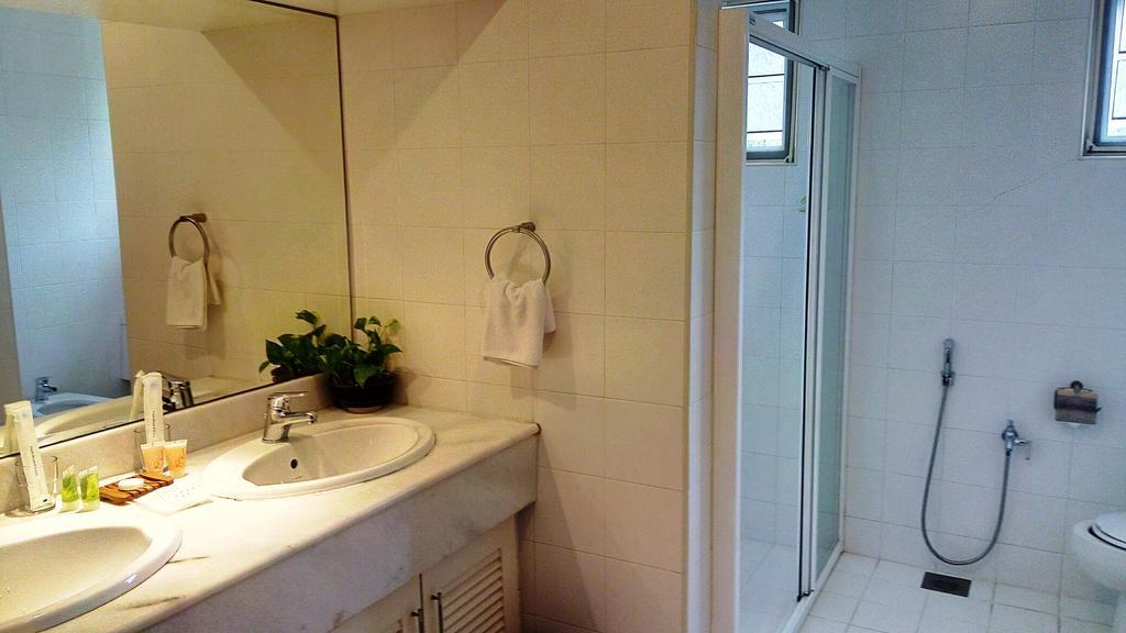 5 Twenty @ Ampang Hilir Hotell Kuala Lumpur Exteriör bild