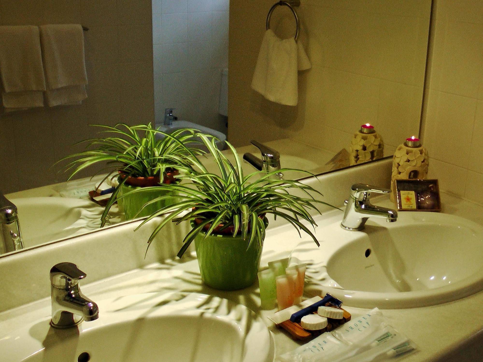 5 Twenty @ Ampang Hilir Hotell Kuala Lumpur Exteriör bild